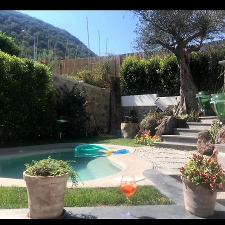La Casetta Al Porto Di Ischia Appartement Buitenkant foto
